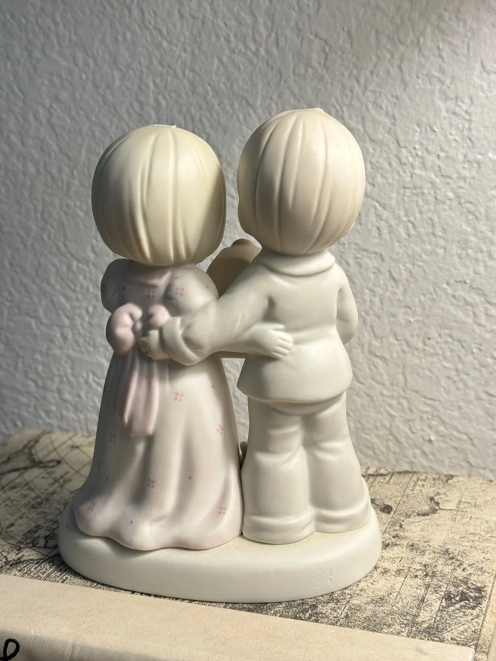 Precious Moments Cream and Pink Porcelain Couple Figurine with Clock